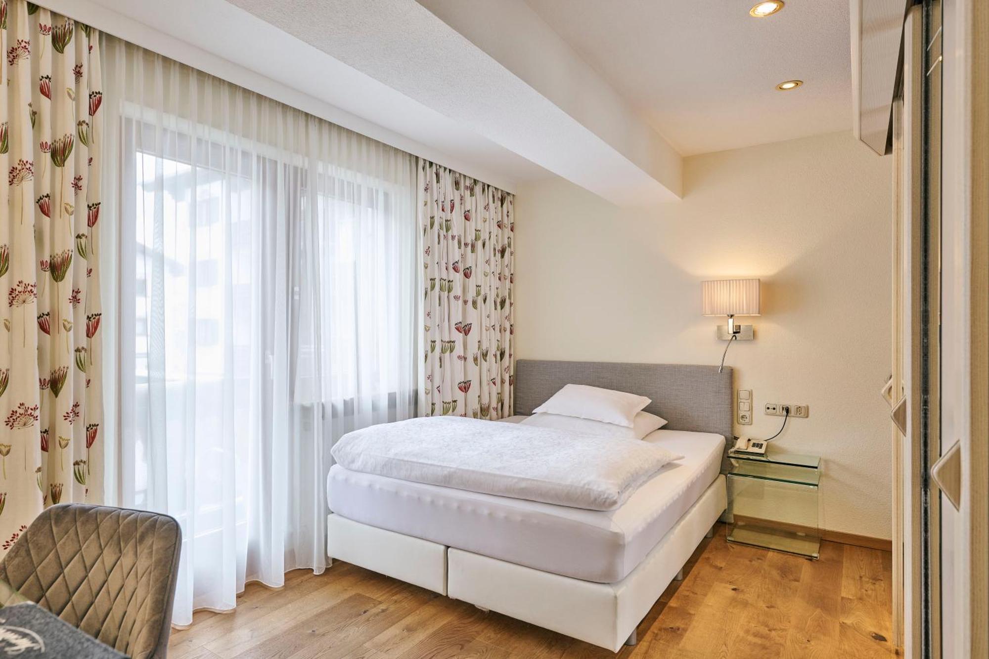 Hotel Garni Sursilva Lech am Arlberg Εξωτερικό φωτογραφία
